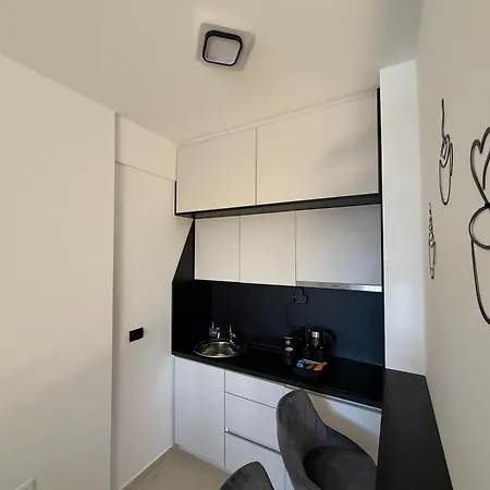 Predsjednicki Apartman, Djakuzi&lebdeci Krevet, Apollo 11 아파트